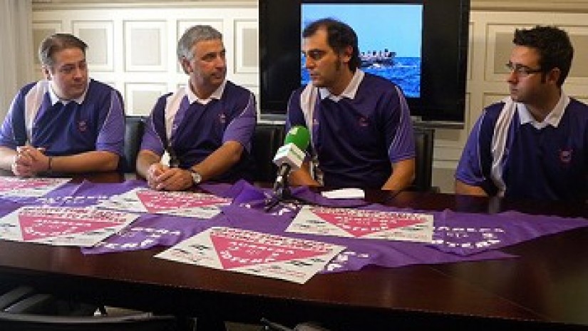 Santurtzi entero se tiñe de morado