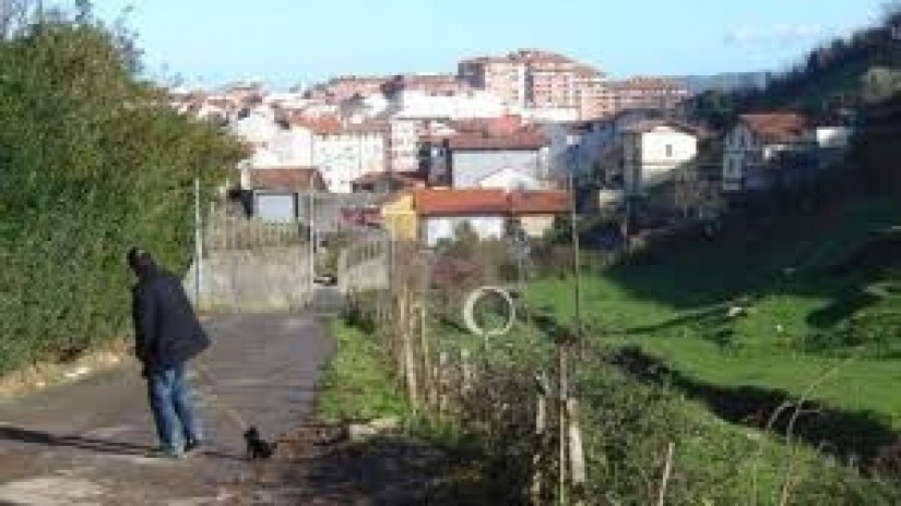 El Ayuntamiento de Santurtzi abre una nueva fase de diálogo con los vecinos del Bullón antes de aprobar el Plan de regeneración