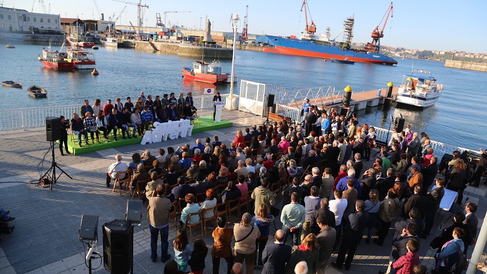 Presentación de la iniciativa Santurtzi Aurrera - Aintzane Urkijo