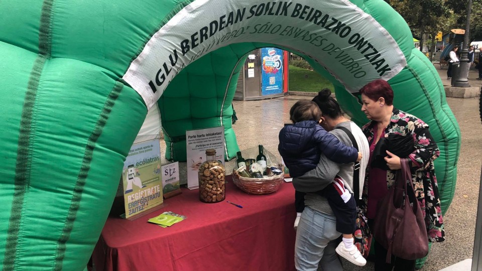 Campaña Santurtzi sobre el reciclaje del vidrio