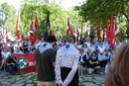 Homenaje a los gudaris, milicianos y mujeres de la Guerra Civil ante la escultura “Aterpe 1936 (La Huella)” de Artxanda